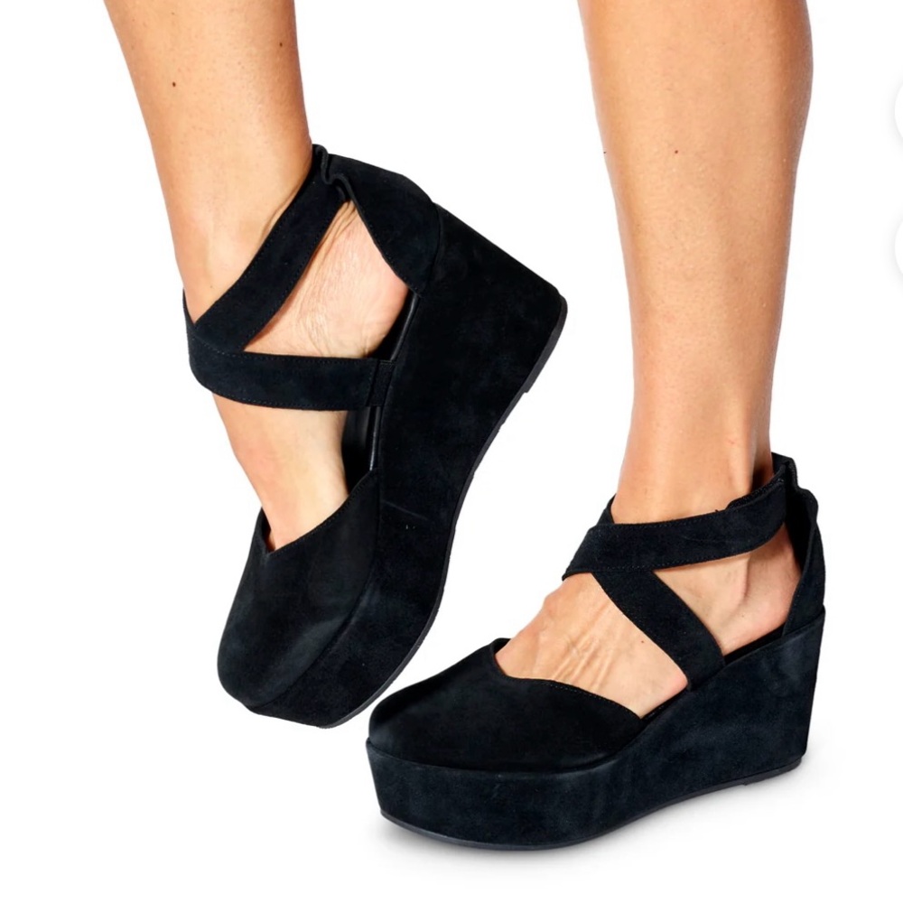 Cordani Darla Suede Clog Wedge Made in Italy 
Euro size 40 or US size 9-9.5